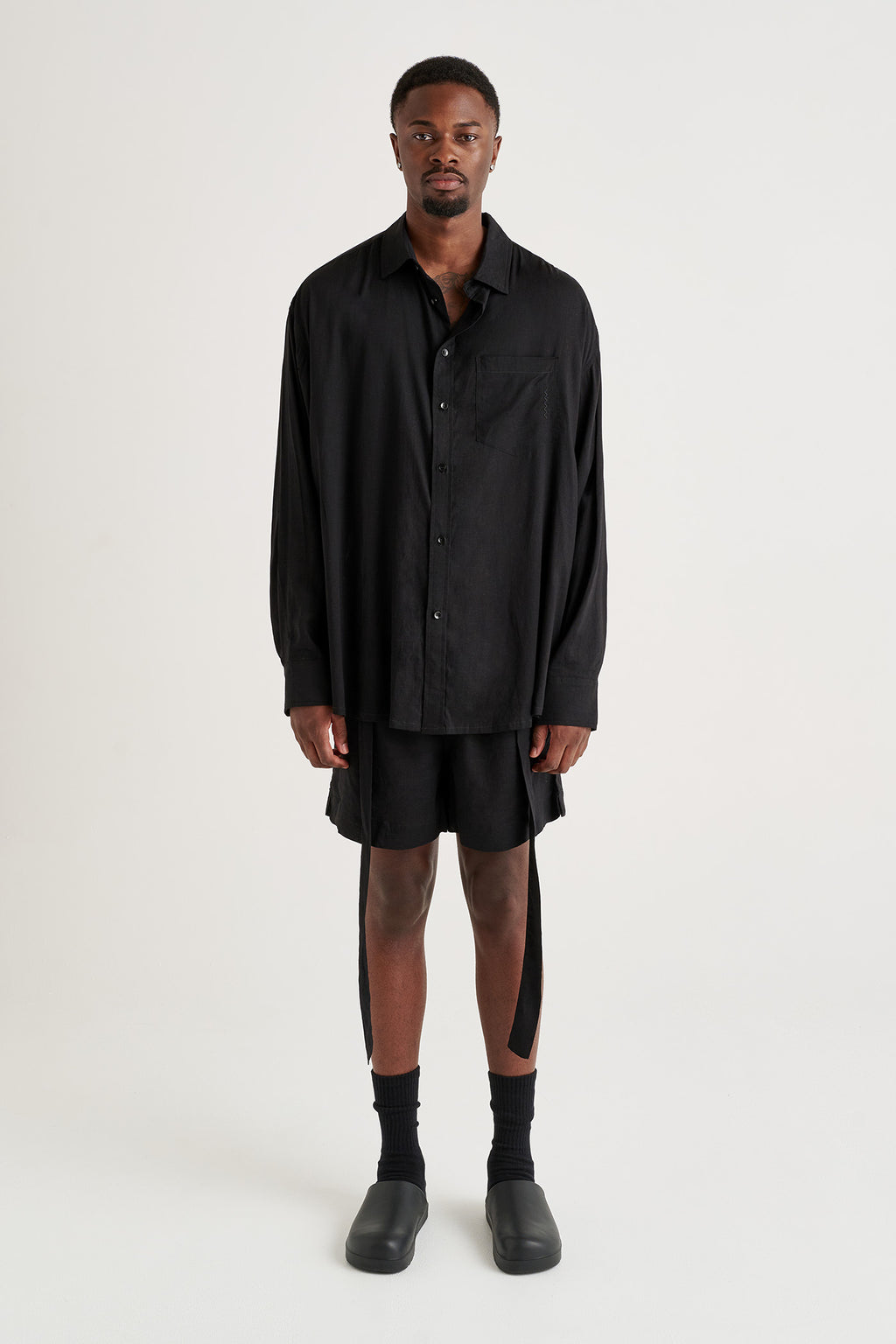 OH SO ESSENTIAL TROPPY TIE SHORTS