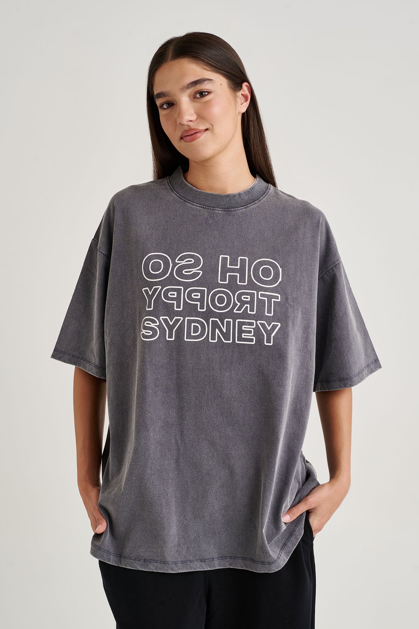OSTSYD OVERSIZED T-SHIRT – OH SO TROPPY