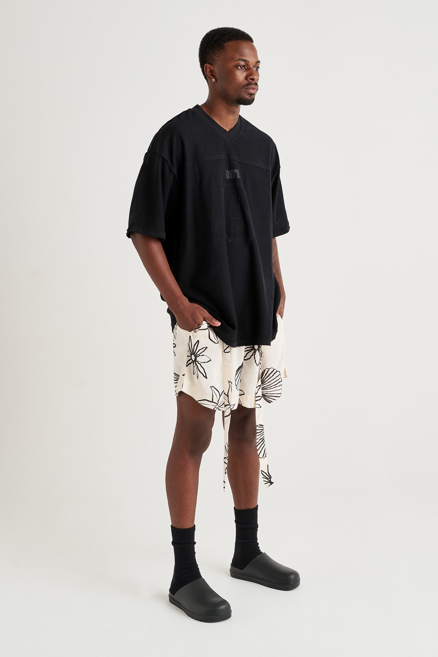 SEA BLOOM SHORTS
