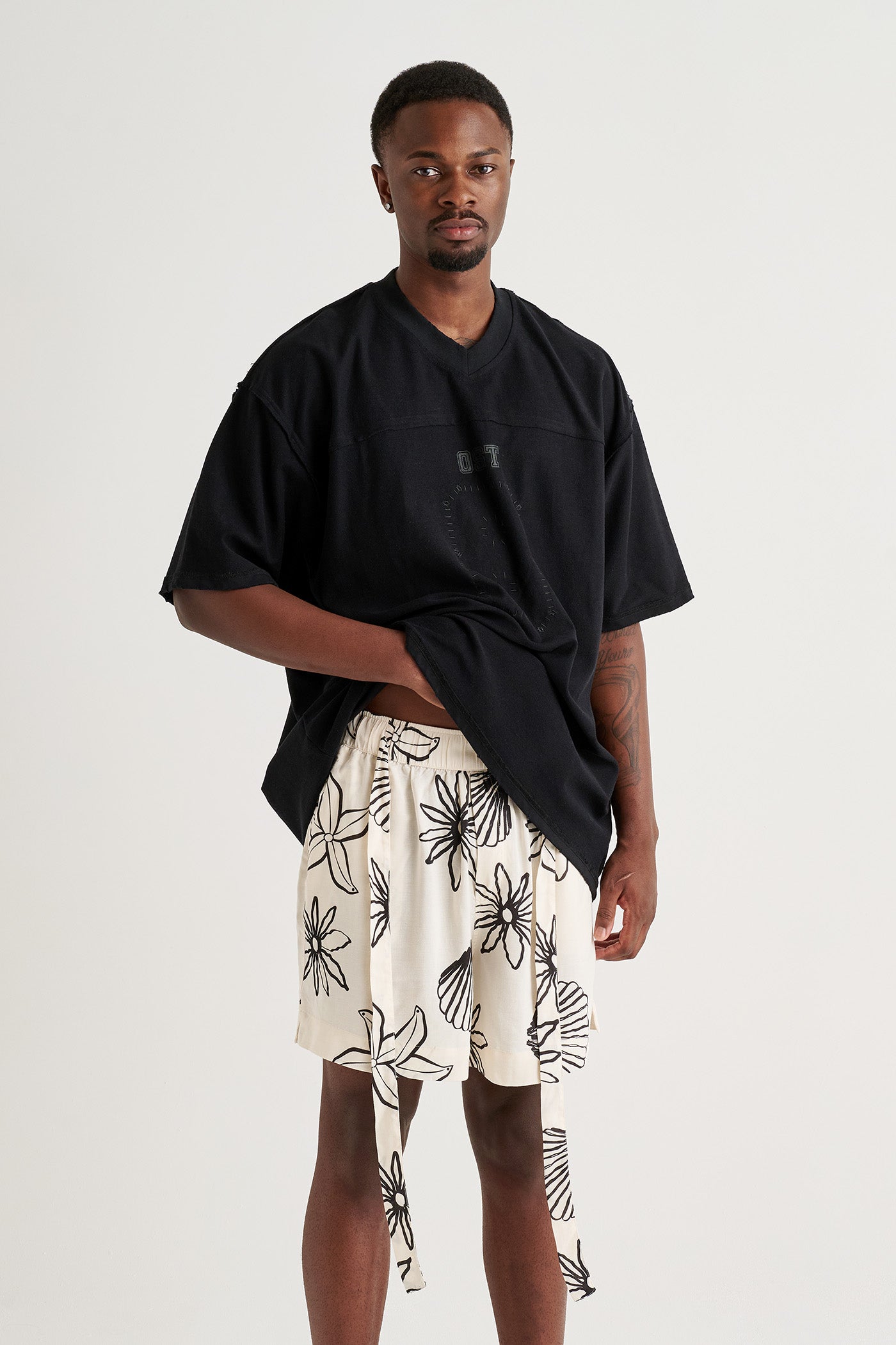 SEA BLOOM SHORTS