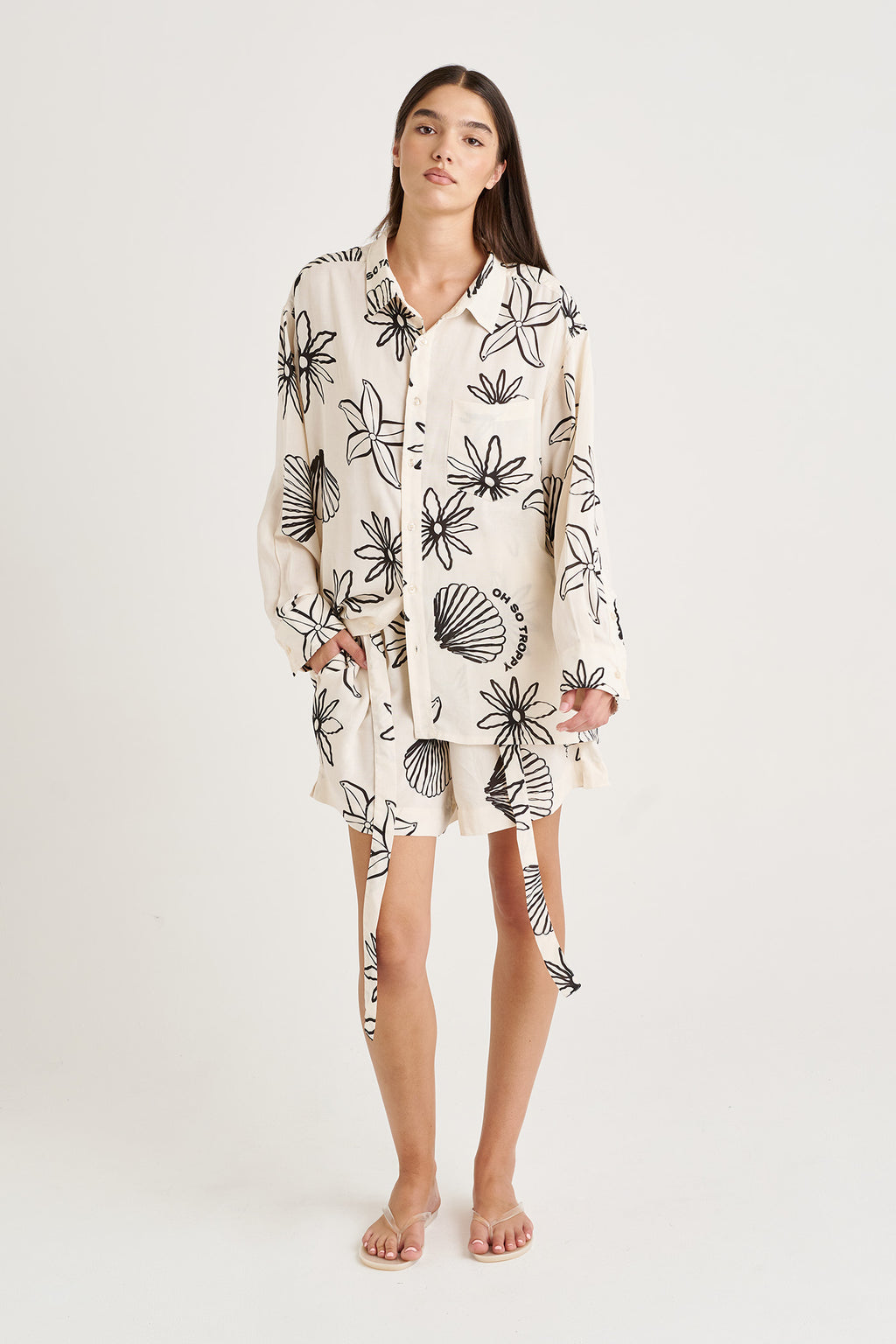 SEA BLOOM SHORTS