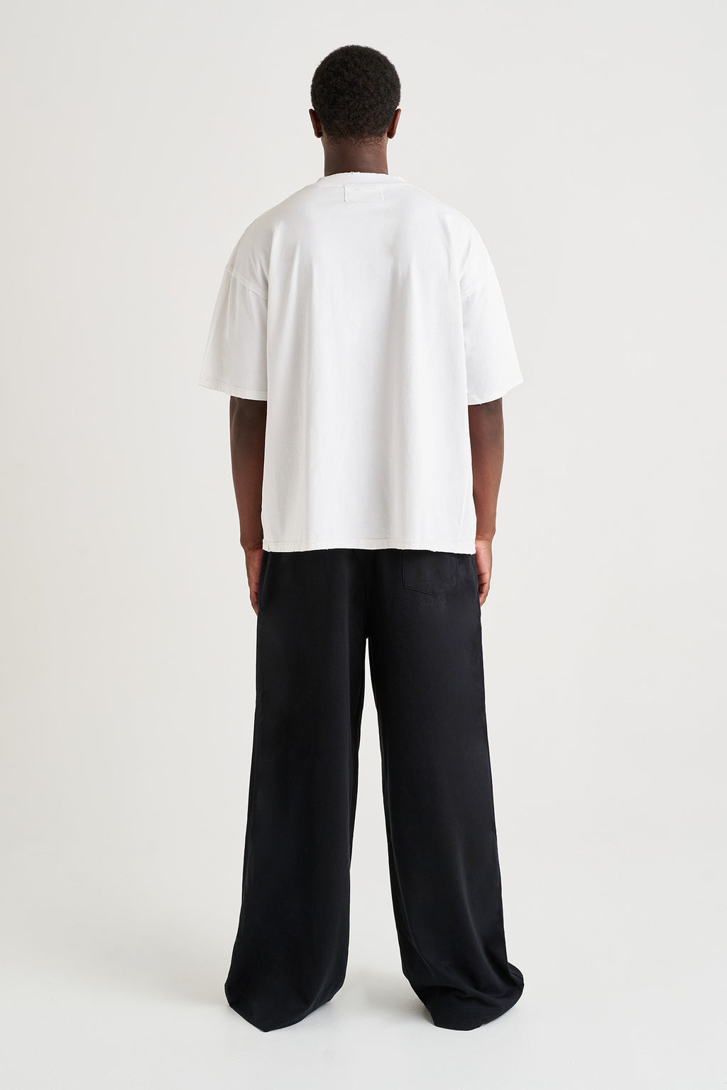 OH SO ESSENTIAL OVERSIZED T-SHIRT