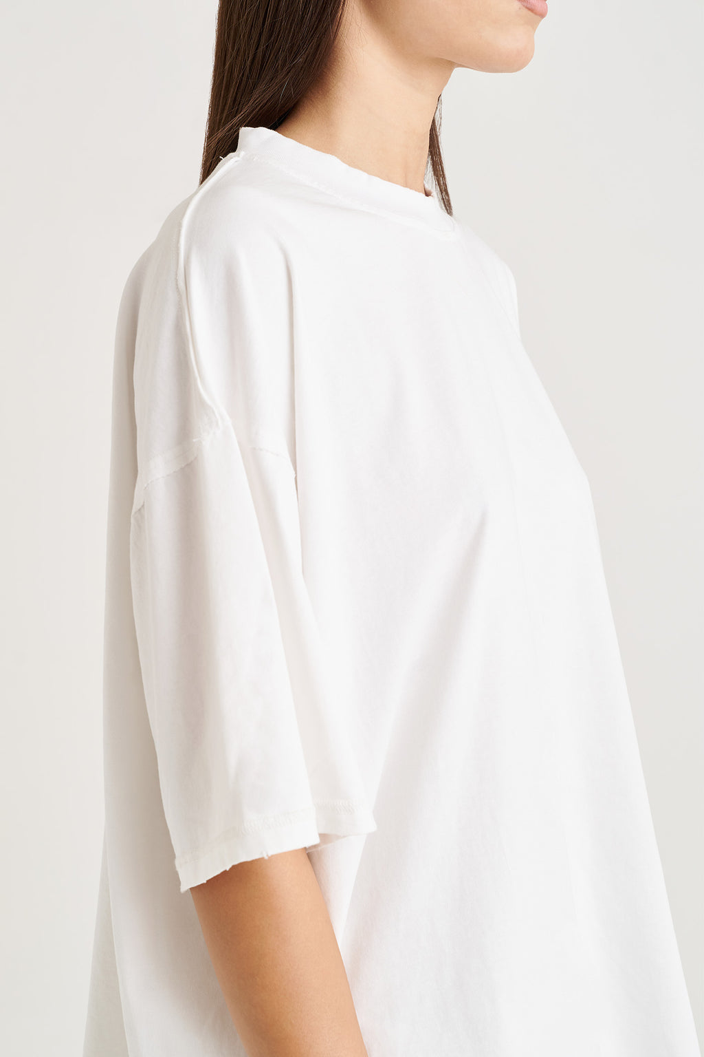 OH SO ESSENTIAL OVERSIZED T-SHIRT