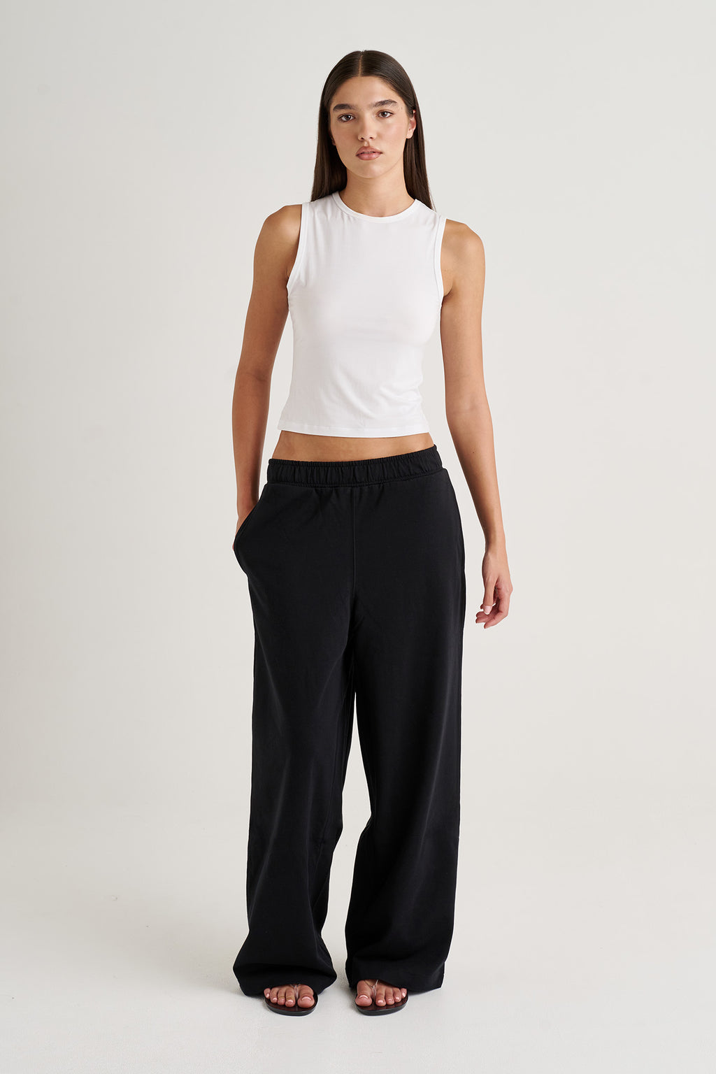 WEEKEND PANT