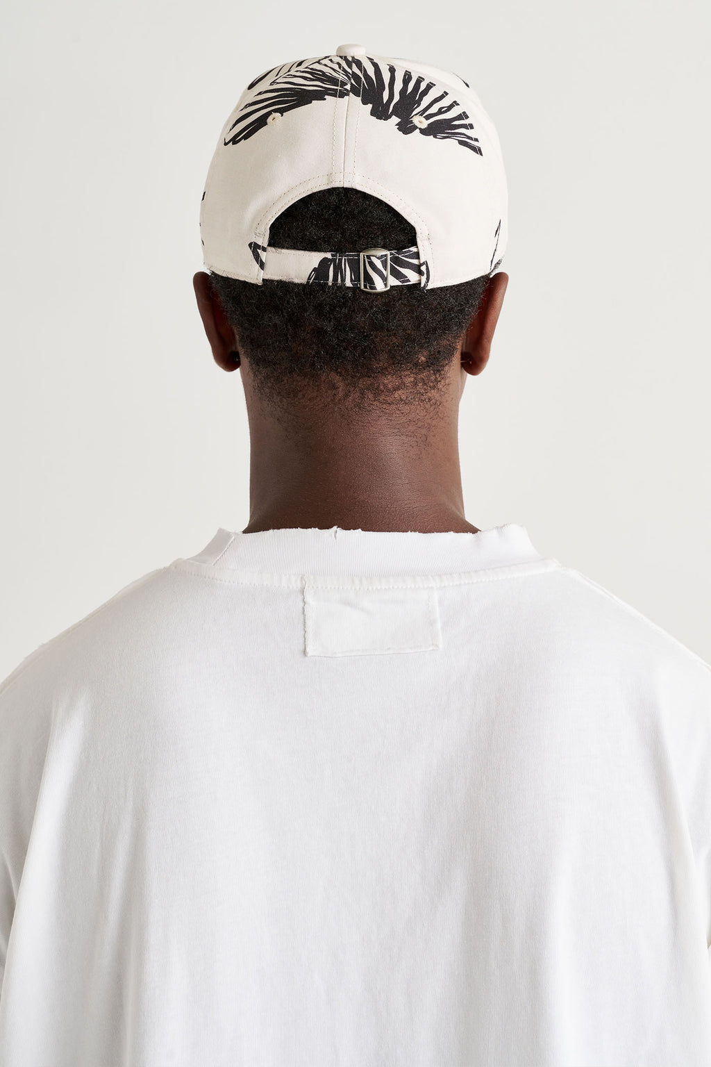 SEA BLOOM CAP