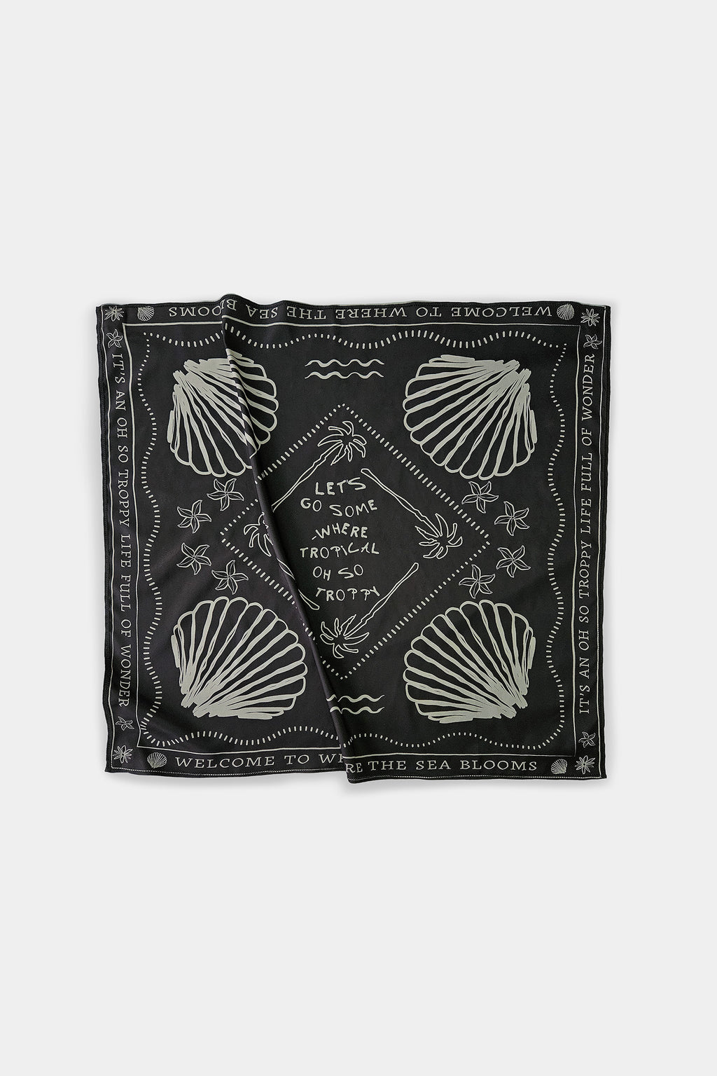 SEA BLOOM SCARF